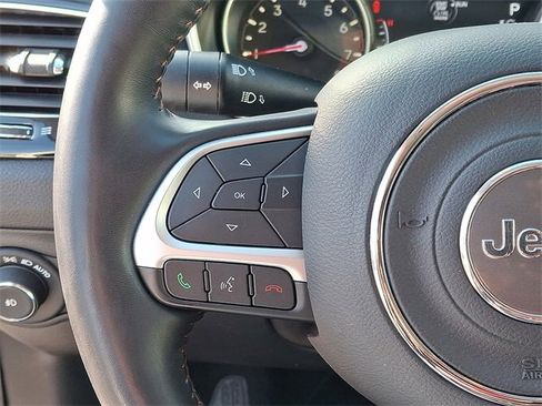 Used 2019 Jeep Compass Limited image 20