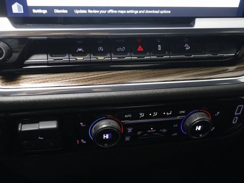 Certified 2024 Chevrolet Silverado 1500 RST w/ Z71 Off-Road Package image 12