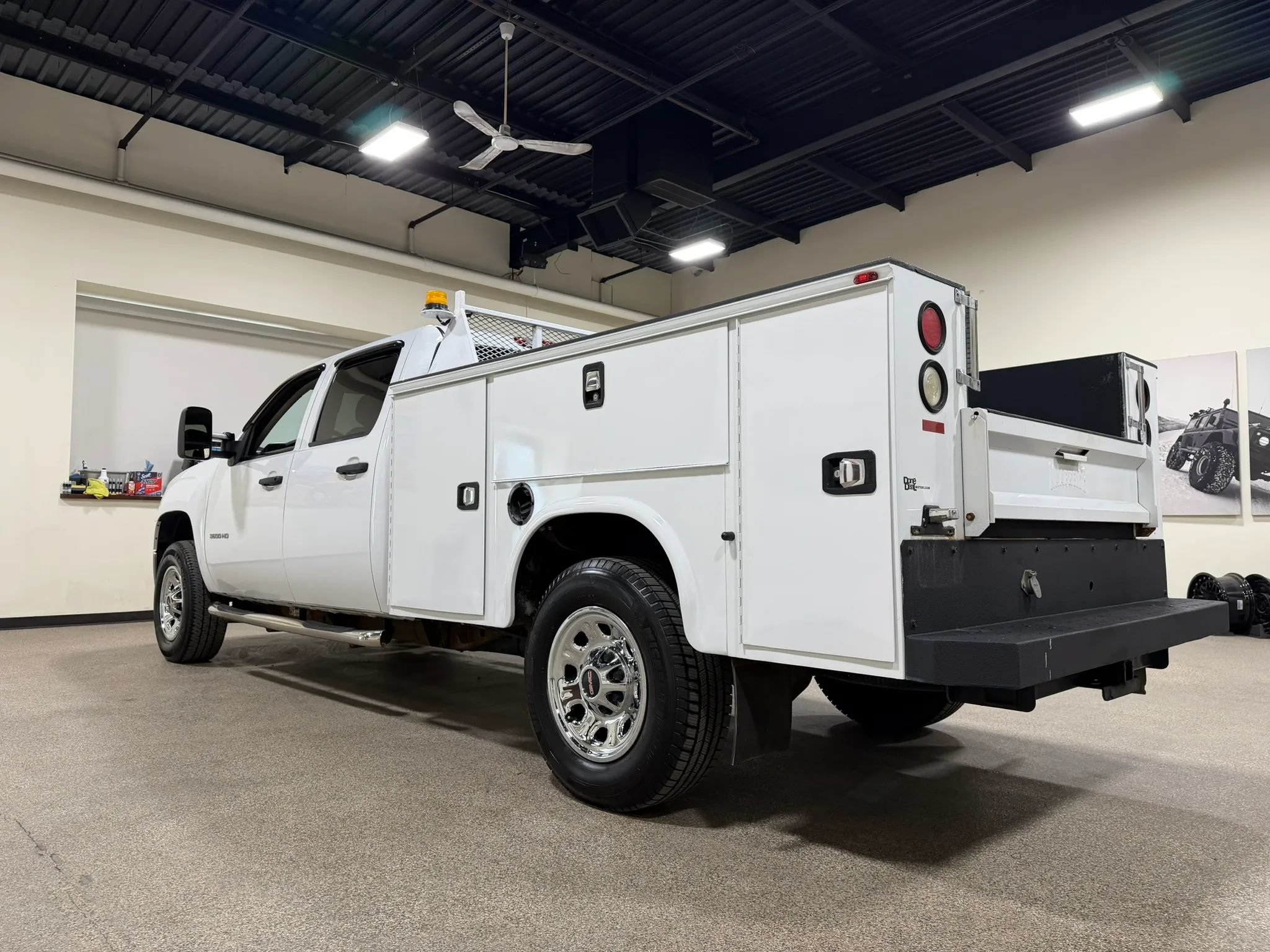 Used 2014 GMC Sierra 3500 W/T w/ Snow Plow Prep Package AWD/4WD image 14