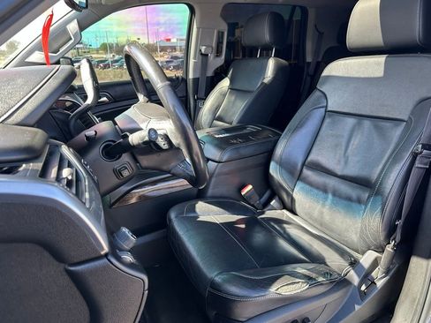 Used 2015 Chevrolet Tahoe LT image 15