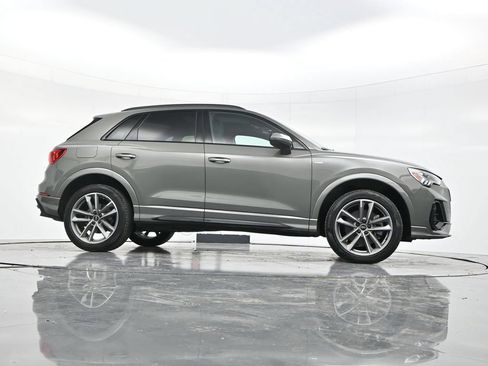 Used 2025 Audi Q3 2.0T Premium AWD/4WD image 45
