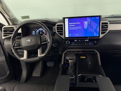 Used 2024 Toyota Tundra Limited AWD/4WD image 11