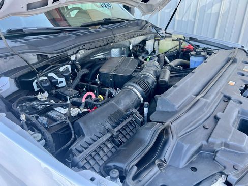 Used 2021 Ford F550 4x4 Crew Cab Super Duty image 13