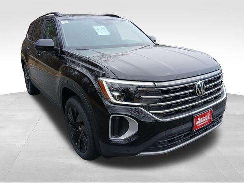 New 2026 Volkswagen Atlas SE FWD image 7