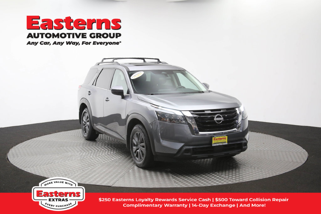 Used 2023 Nissan Pathfinder SV w/ SV Premium Package AWD/4WD image 55