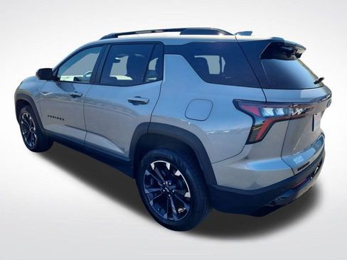 Used 2025 Chevrolet Equinox RS w/ Safety and Technology Package FWD image 3