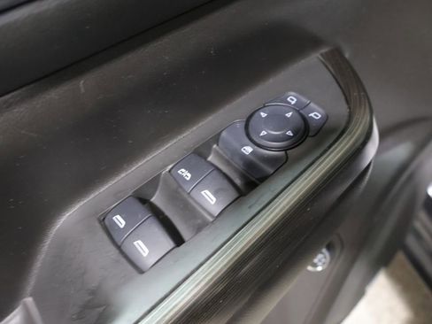 Used 2017 GMC Acadia SLT AWD/4WD image 12