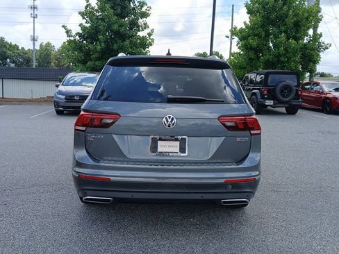 Used 2019 Volkswagen Tiguan SEL Premium w/ 3rd Row Seat Package AWD/4WD image 5