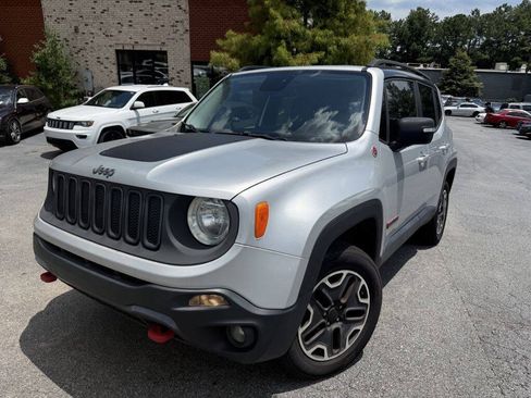 Used 2016 Jeep Renegade Trailhawk AWD/4WD image 1