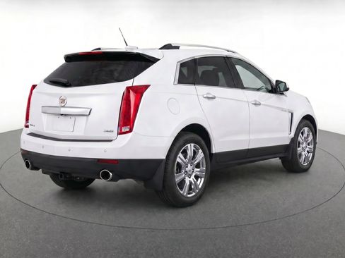 Used 2016 Cadillac SRX Luxury w/ Driver Awareness Package AWD/4WD image 4