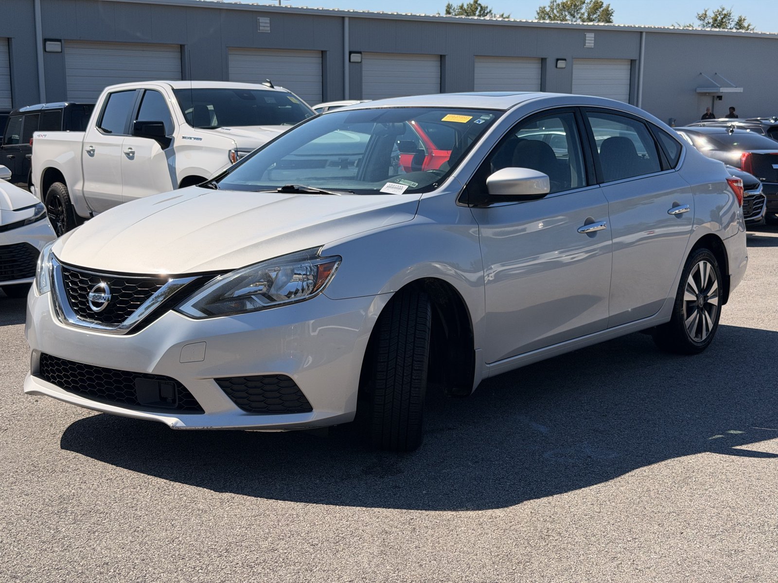 Used 2019 Nissan Sentra SV w/ Special Edition Package FWD image 7