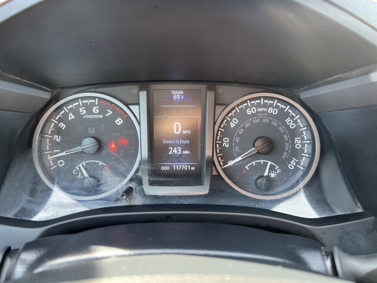 Used 2022 Toyota Tacoma TRD Off-Road w/ Technology Package AWD/4WD image 17