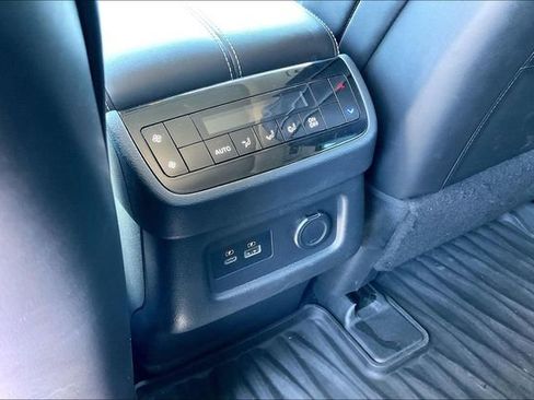 Used 2022 INFINITI QX60 Luxe w/ Performance Audio Package AWD/4WD image 10