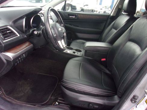 Used 2015 Subaru Outback 2.5i Limited AWD/4WD image 12