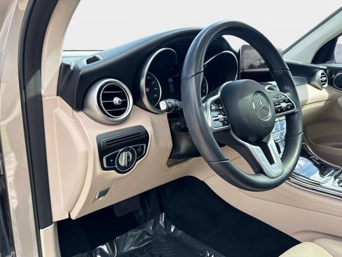 Certified 2020 Mercedes-Benz GLC 300 image 20