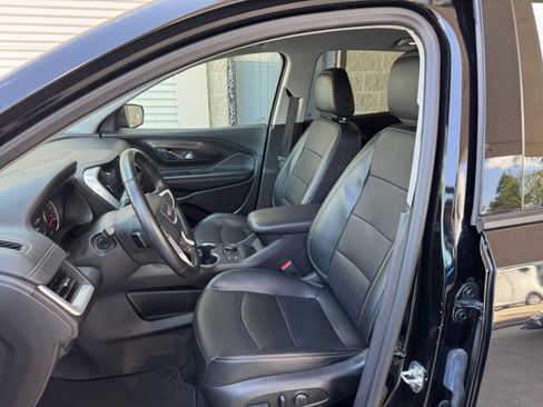 Used 2024 GMC Terrain SLT AWD/4WD image 25