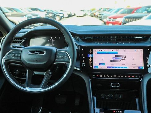 New 2026 Jeep Grand Cherokee L Limited AWD/4WD image 14