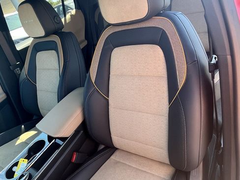 New 2027 Chevrolet Equinox ACTIV AWD/4WD image 17