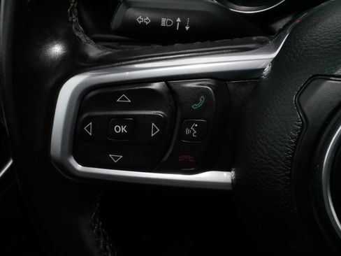 Used 2021 Jeep Wrangler Unlimited Sahara image 26