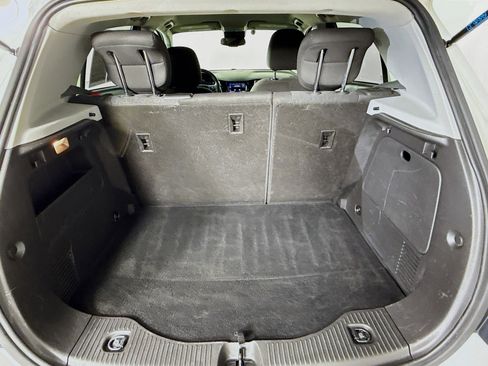 Used 2022 Chevrolet Trax LS w/ Tint and Cruise Package image 31