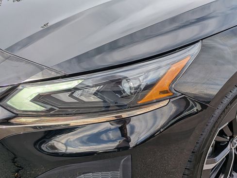 Used 2024 Nissan Altima 2.5 SR image 10