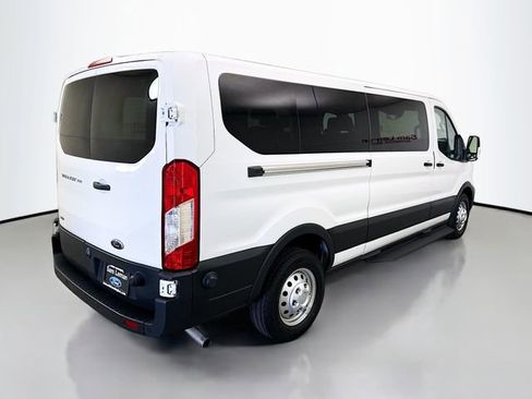 Used 2024 Ford Transit 350 XL image 7