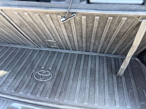 Used 2019 Toyota Highlander Limited AWD/4WD image 21