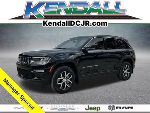 Certified 2025 Jeep Grand Cherokee Limited w/ MOPAR Finishing Package RWD image 1