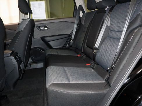 Certified 2023 Nissan Rogue SV image 22