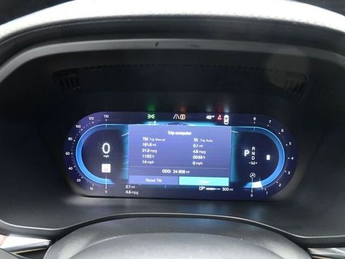 Used 2023 Volvo XC60 B5 Ultimate image 10