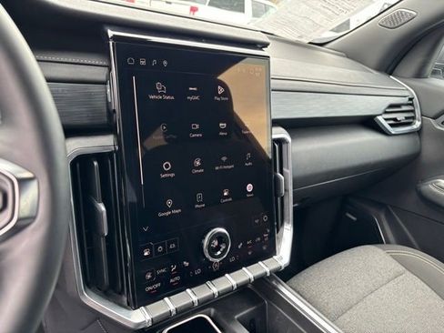 Certified 2025 GMC Acadia Elevation image 15