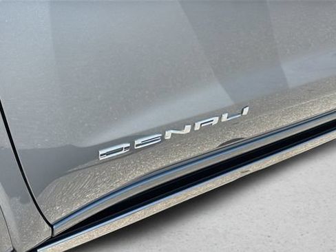 Used 2025 GMC Sierra 1500 Denali w/ Denali Reserve Package AWD/4WD image 44