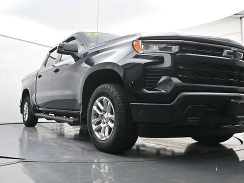 Used 2022 Chevrolet Silverado 1500 RST image 16