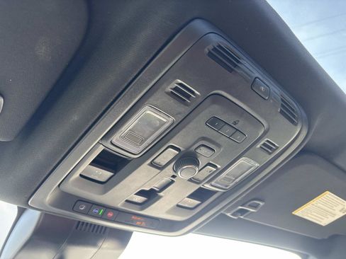 Certified 2023 GMC Yukon Denali Ultimate image 24