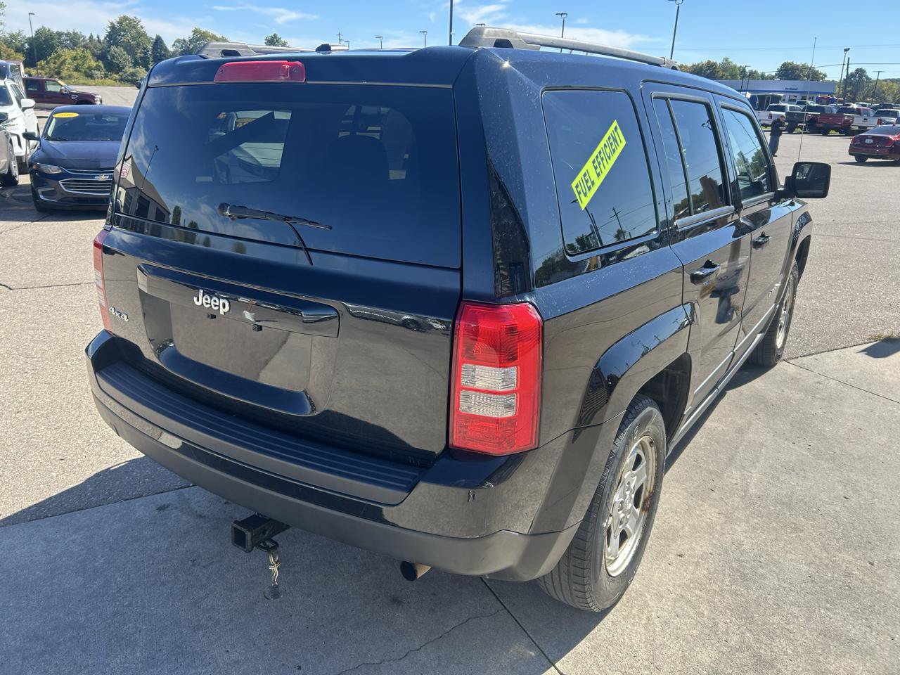 Used 2017 Jeep Patriot Sport w/ Power Value Group AWD/4WD image 5