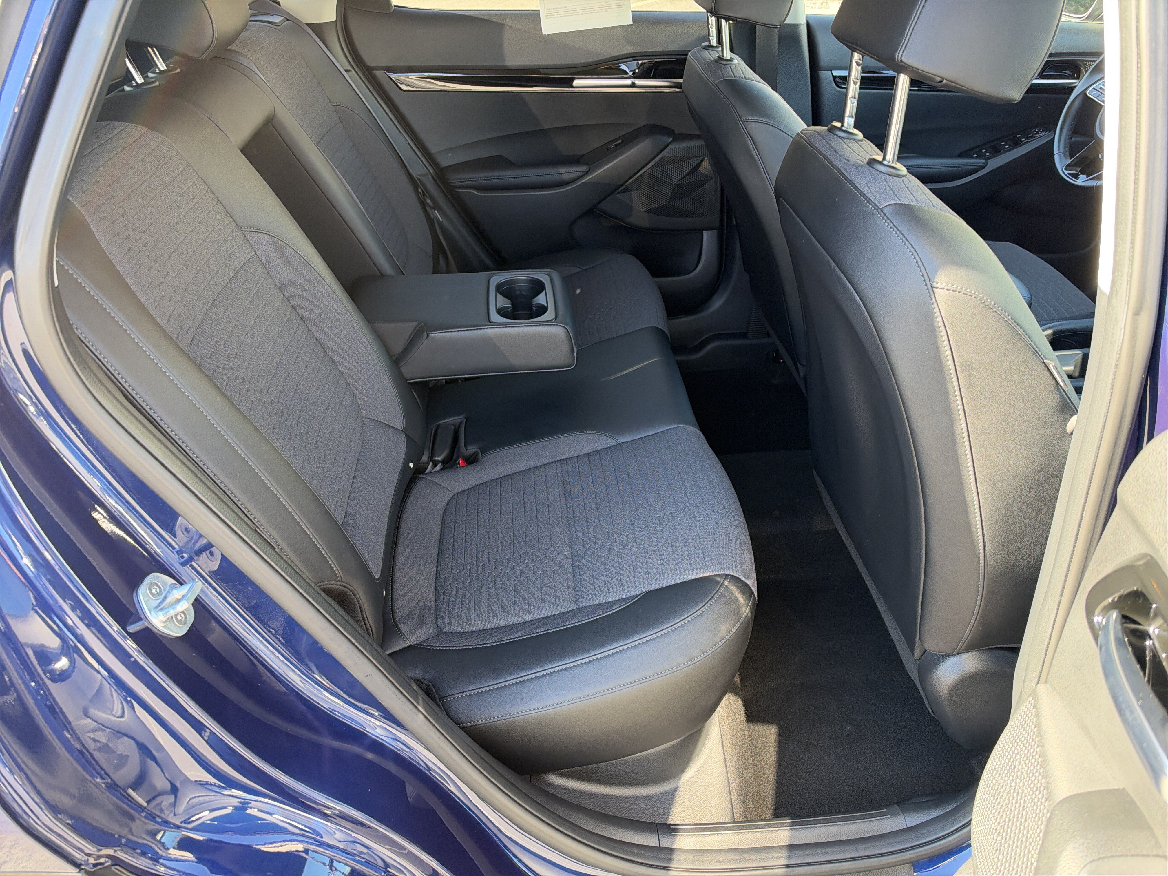 Used 2021 Kia Seltos S FWD image 18