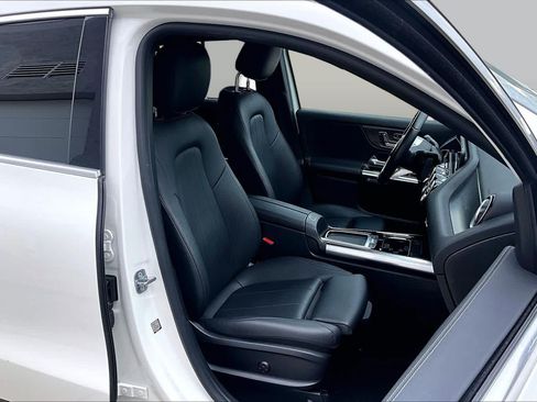 Used 2024 Mercedes-Benz GLA 250 image 9