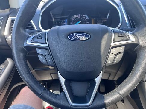 Used 2018 Ford Edge Titanium w/ Equipment Group 302A AWD/4WD image 13