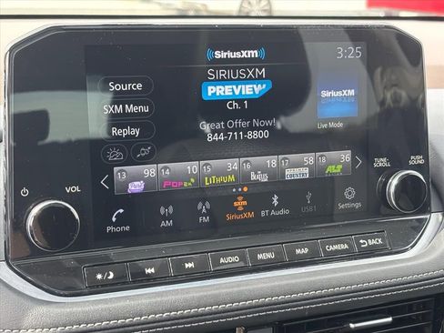 Used 2023 Nissan Rogue SL w/ SL Premium Package image 3