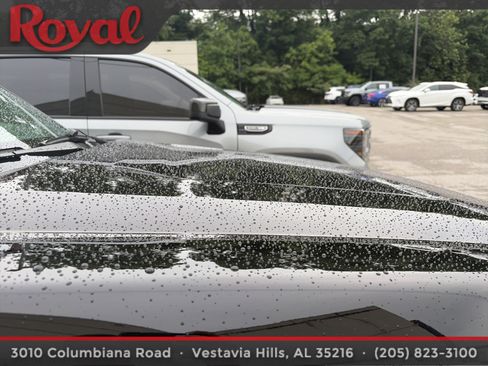 Used 2019 GMC Yukon Denali w/ Denali Ultimate Package RWD image 3