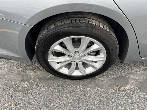 Used 2023 Chevrolet Malibu LT image 3