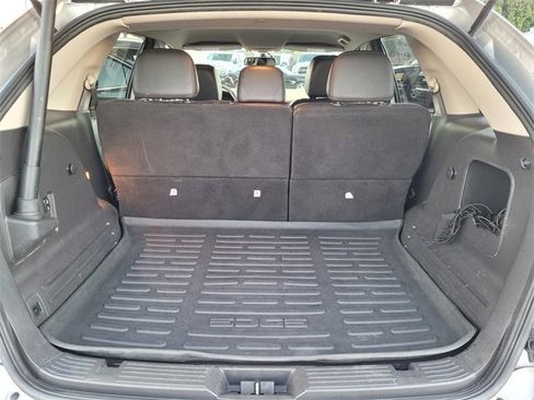 Used 2013 Ford Edge SEL image 19