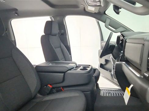 Used 2024 Chevrolet Silverado 1500 RST image 24