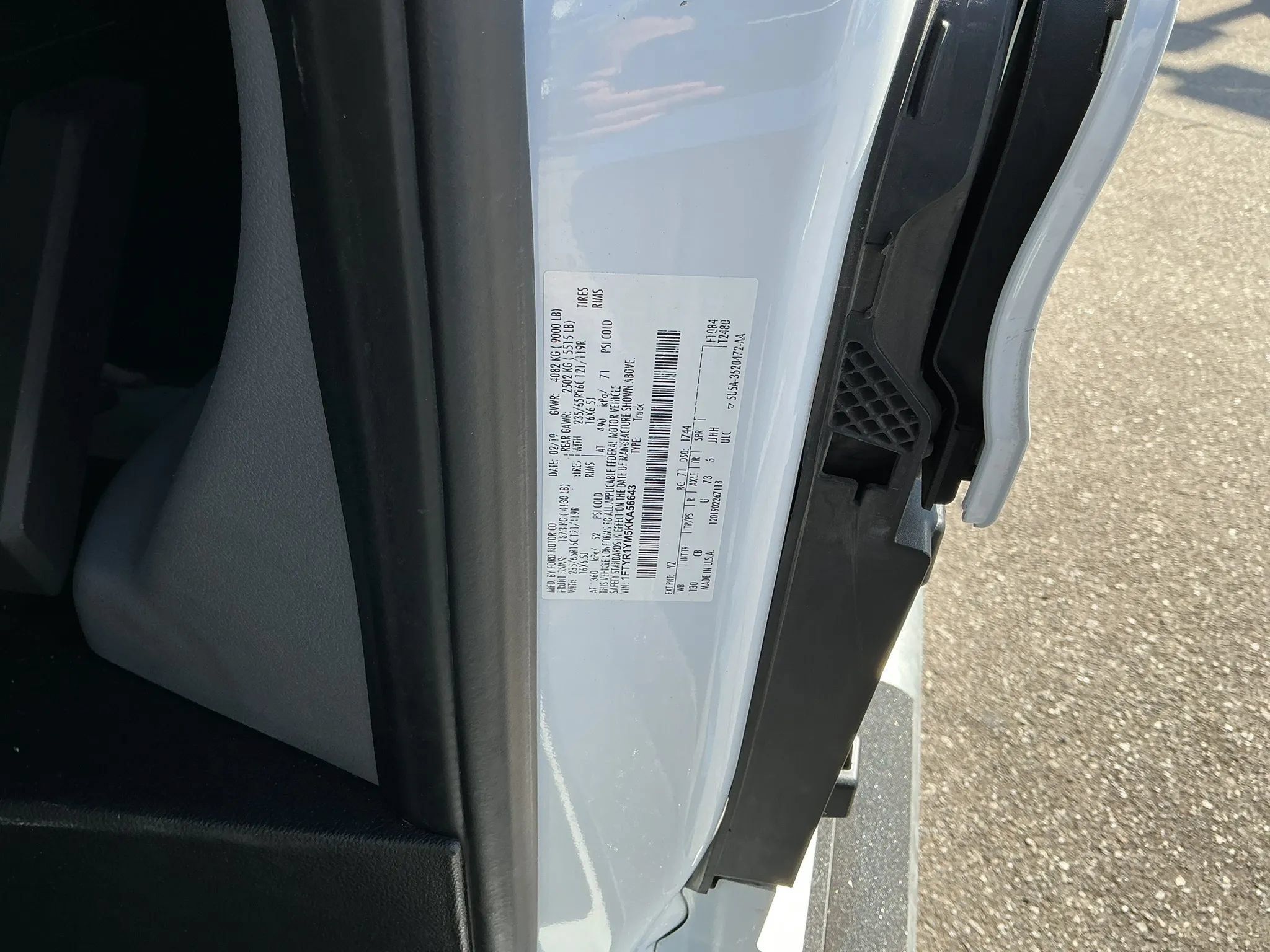Used 2019 Ford Transit 250 130 Low Roof w/ Exterior Upgrade Package RWD image 30