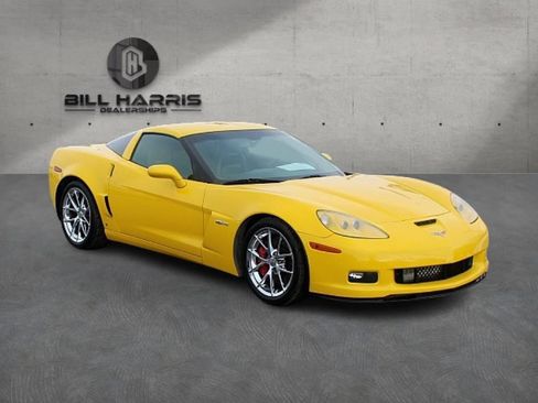 Used 2009 Chevrolet Corvette Z06 w/ Preferred Equipment Group RWD image 3