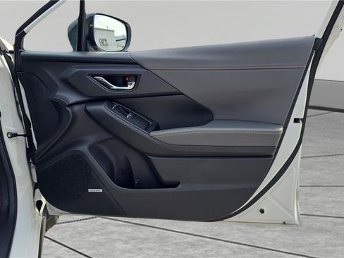 Used 2024 Subaru Crosstrek 2.5i Limited w/ Popular Package #4A image 15