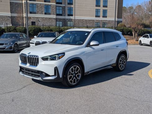 Certified 2023 BMW X1 xDrive28i w/ Convenience Package image 7