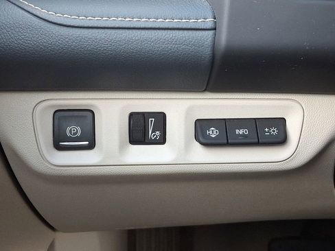 Certified 2021 GMC Acadia Denali image 25