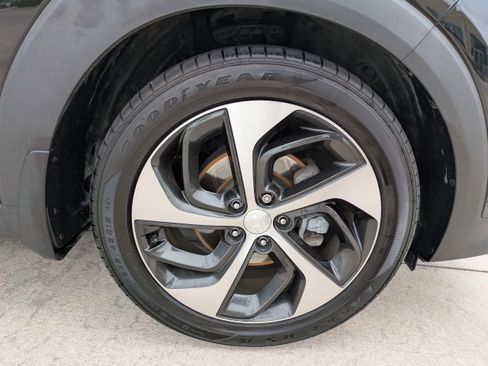 Used 2016 Hyundai Tucson Limited w/ Option Group 03 FWD image 9