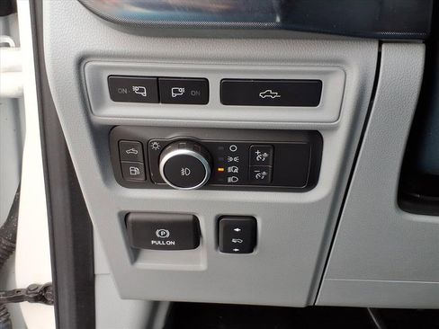 Used 2021 Ford F150 Limited image 16